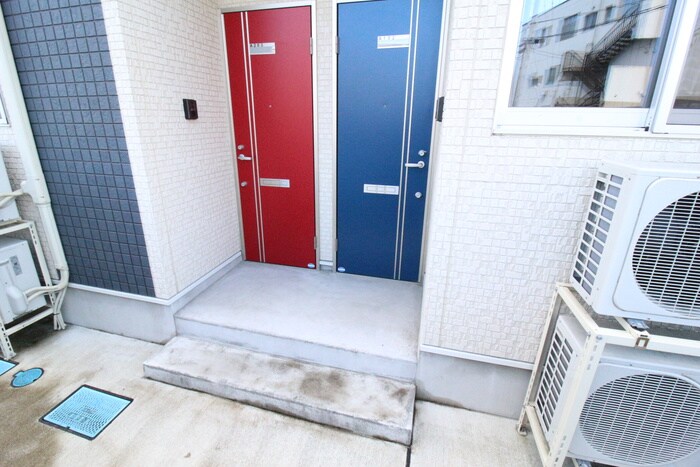 スカイコート小松島Aの物件外観写真