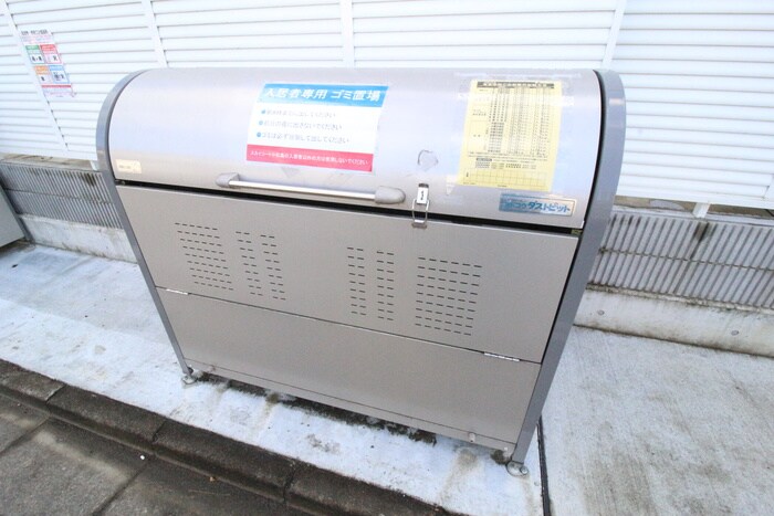 スカイコート小松島Aの物件外観写真