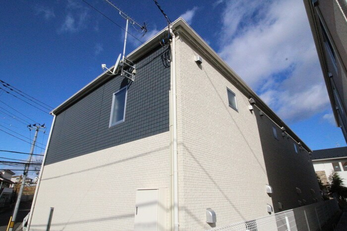 スカイコート小松島Aの物件外観写真