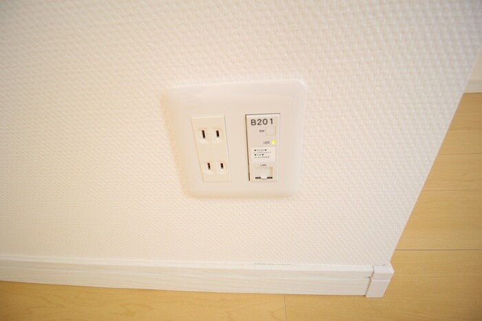 スカイコート小松島Aの物件内観写真