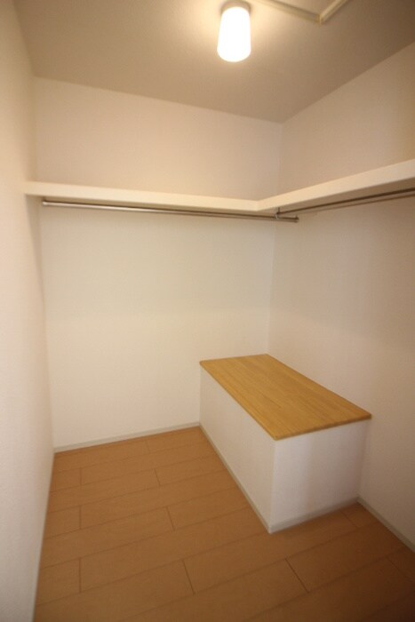 ヴィラ・ルピナスの物件内観写真