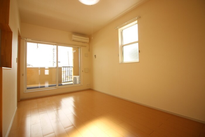 ヴィラ・ルピナスの物件内観写真