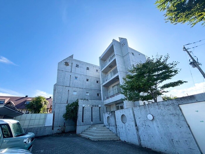 レアル多賀城の物件外観写真