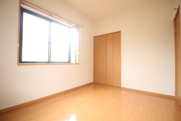 プレミ－ルⅡの物件内観写真