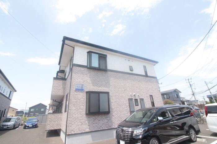 プレミ－ルⅡの物件外観写真