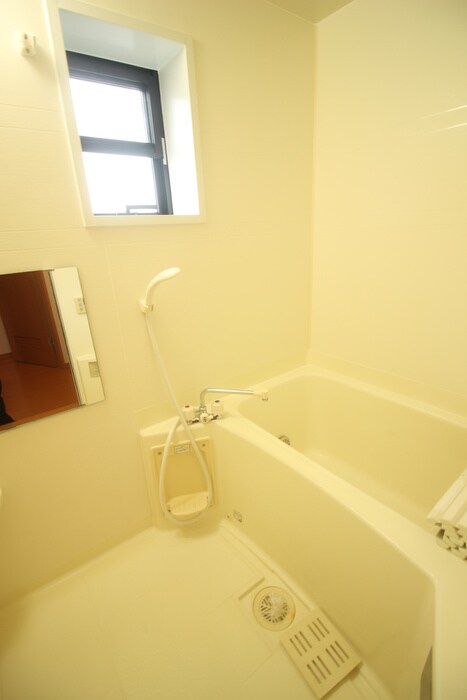 プレミ－ルⅡの物件内観写真