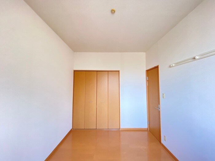 プレミ－ルⅡの物件内観写真