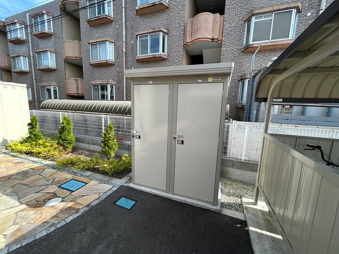 32Westの物件外観写真