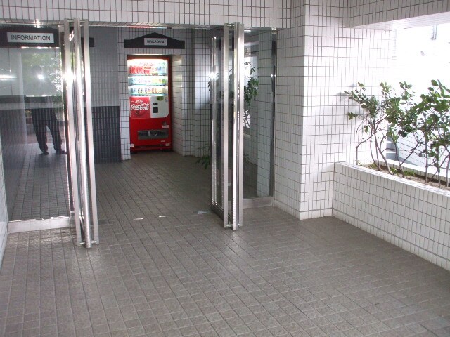 ロイヤルヒルズ東仙台の物件外観写真