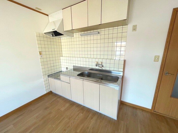 第3グランドールミウラＭの物件内観写真