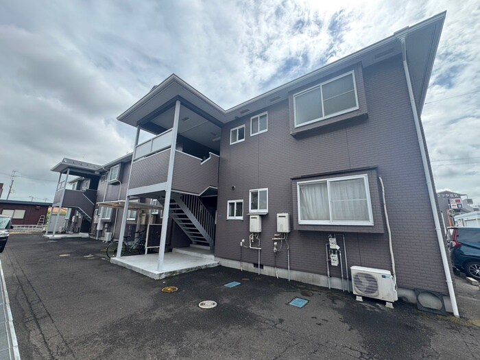 第3グランドールミウラＭの物件外観写真