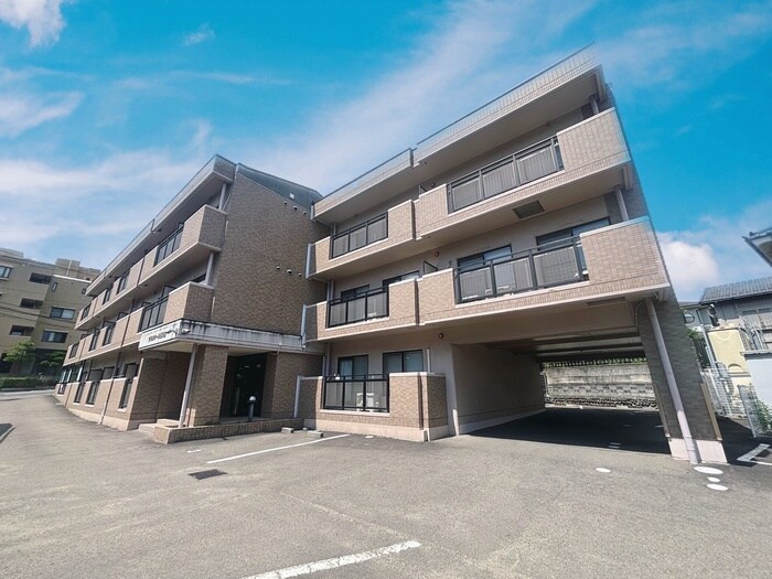 グランソール東照宮の物件外観写真