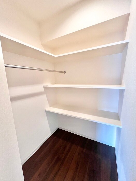 ヴィアーレ勾当台Ⅰの物件内観写真