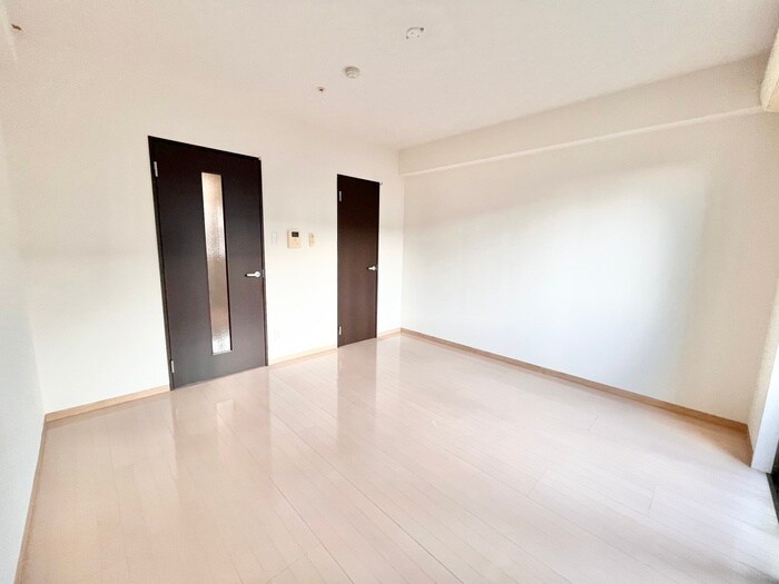 ヴィアーレ勾当台Ⅱの物件内観写真