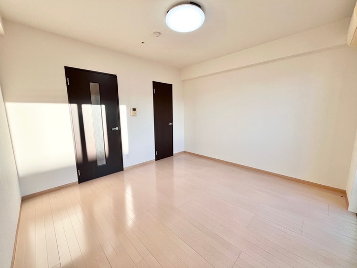 ヴィアーレ勾当台Ⅱの物件内観写真