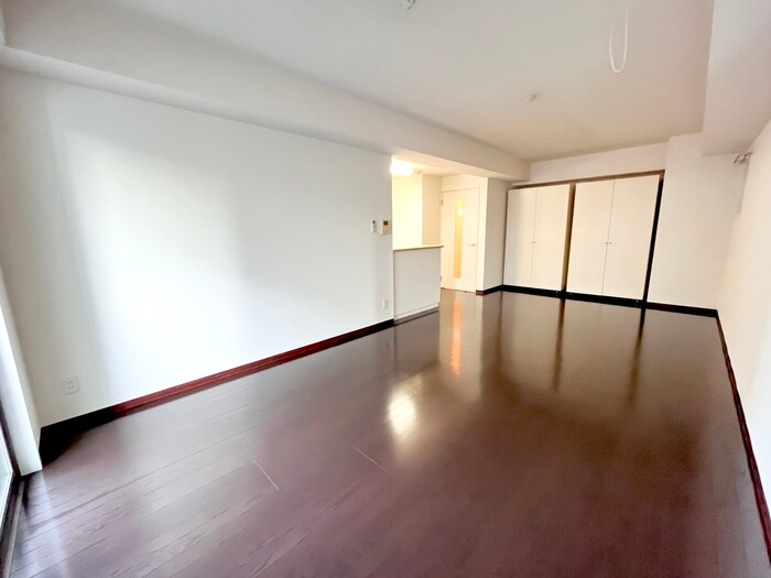 ヴィアーレ勾当台Ⅱの物件内観写真