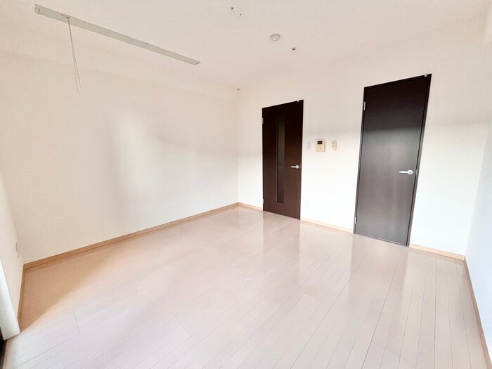 ヴィアーレ勾当台Ⅱの物件内観写真