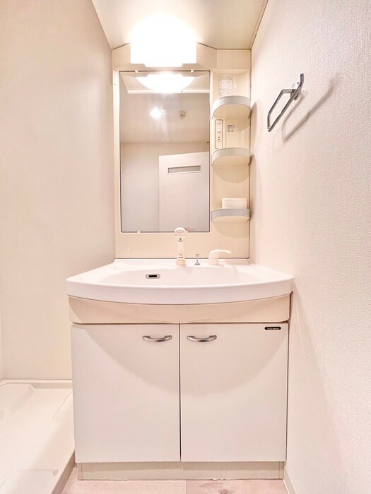 ヴィアーレ勾当台Ⅱの物件内観写真