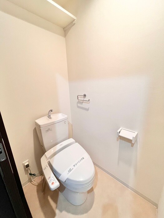 ヴィアーレ勾当台Ⅱの物件内観写真