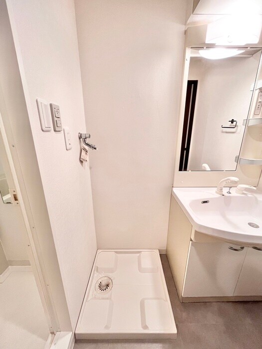 ヴィアーレ勾当台Ⅱの物件内観写真