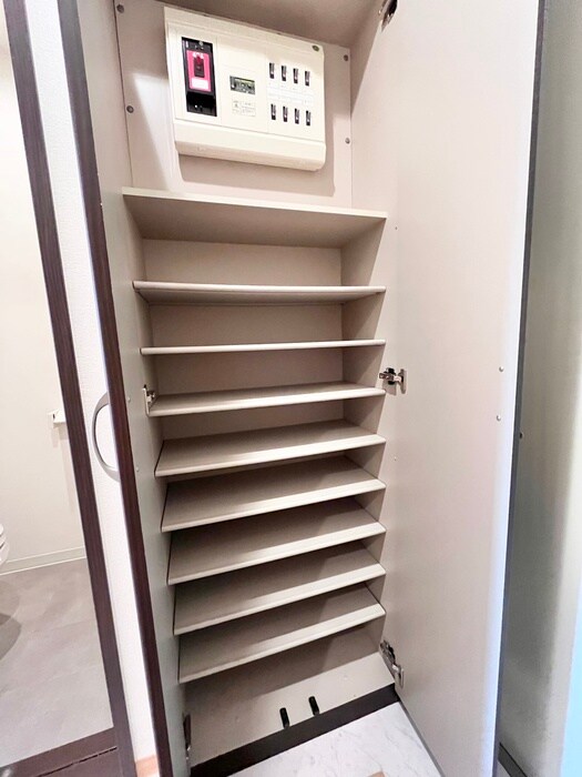 ヴィアーレ勾当台Ⅱの物件内観写真