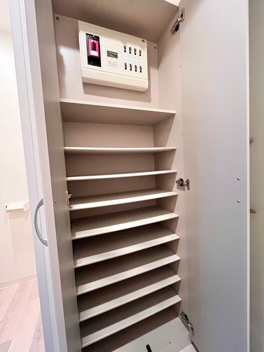 ヴィアーレ勾当台Ⅱの物件内観写真