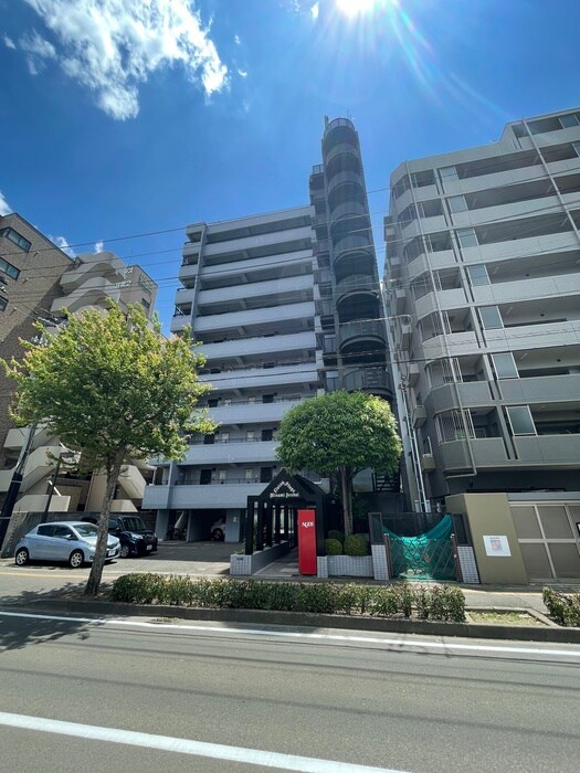 リビングステージ南仙台の物件外観写真