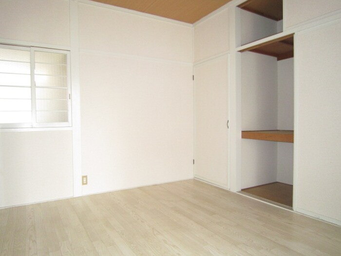 泉崎ハイツの物件内観写真