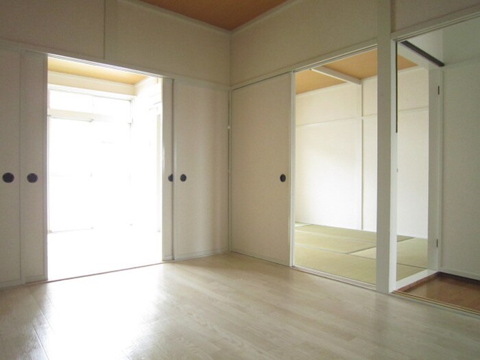 泉崎ハイツの物件内観写真