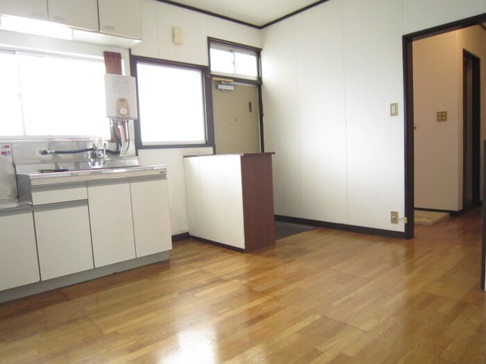 泉崎ハイツの物件内観写真
