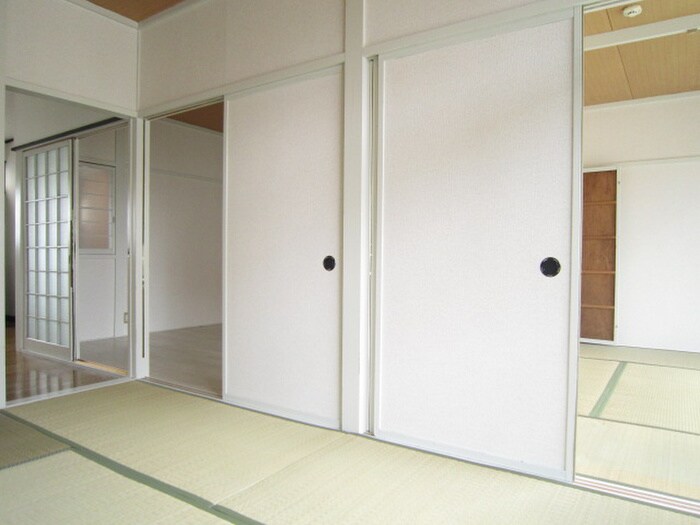 泉崎ハイツの物件内観写真