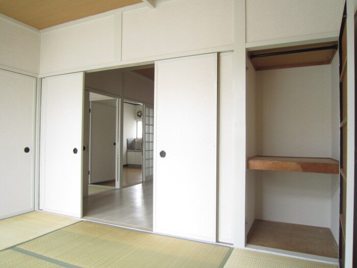 泉崎ハイツの物件内観写真