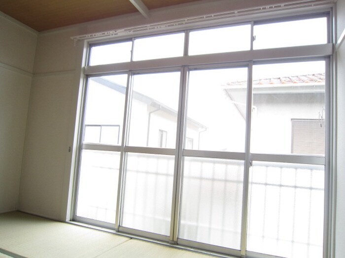 泉崎ハイツの物件内観写真