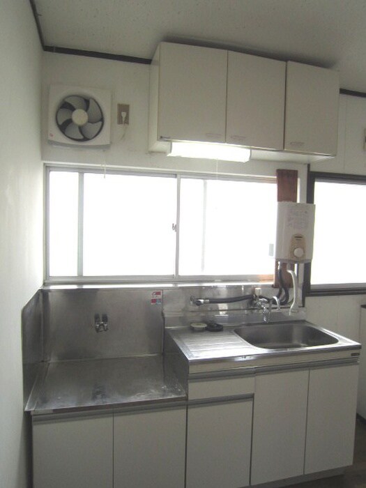 泉崎ハイツの物件内観写真