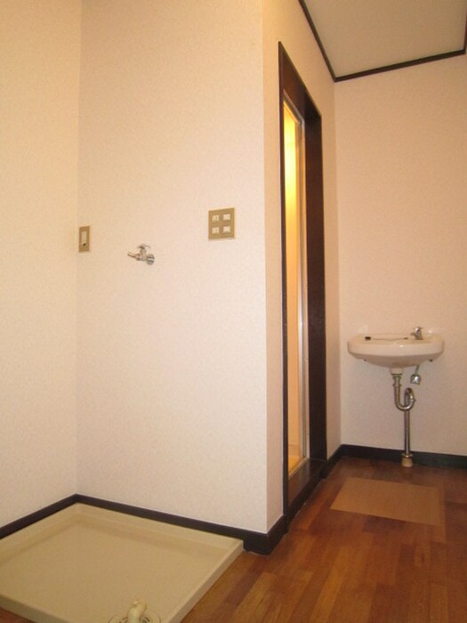 泉崎ハイツの物件内観写真