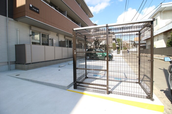 D-room土樋の物件外観写真