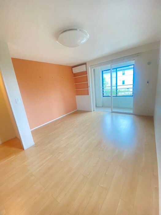 フラワーエンジェルⅠの物件内観写真