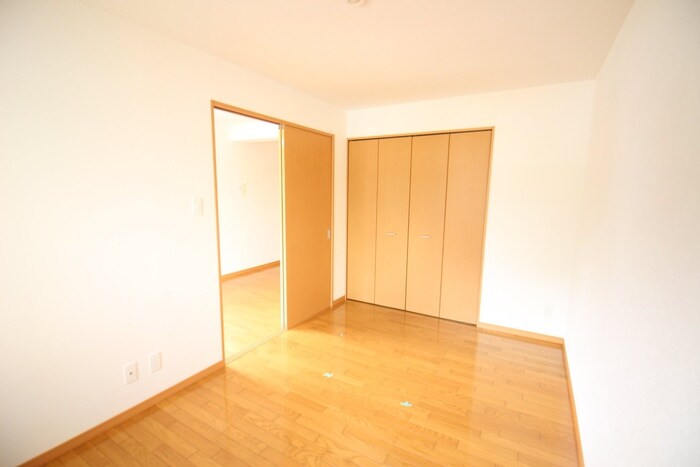 八乙女中央弐番館の物件内観写真