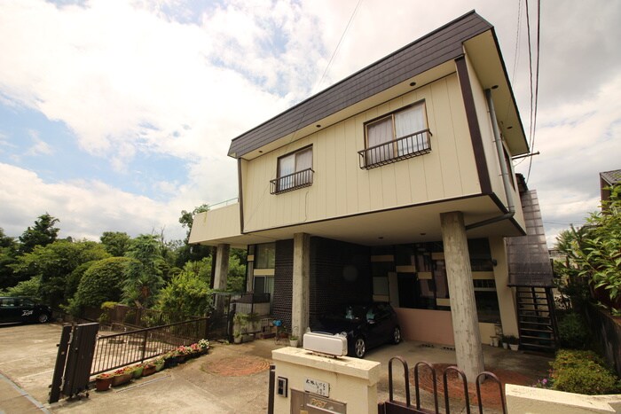 しあわせハイツの物件外観写真