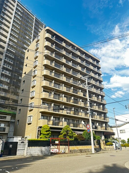 ＨＩＫＯハイツの物件外観写真