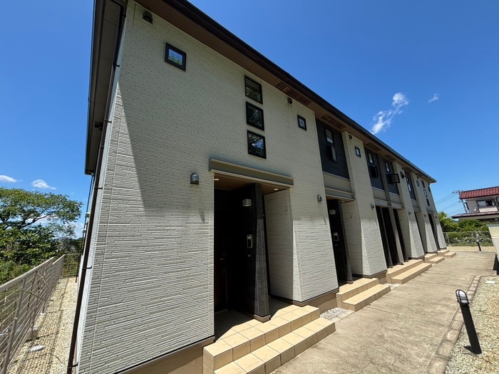 フラワーエンジェルⅡの物件外観写真