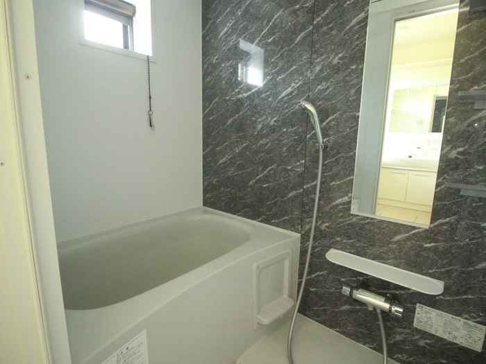 フラワーエンジェルⅡの物件内観写真