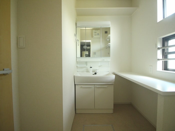 フラワーエンジェルⅡの物件内観写真