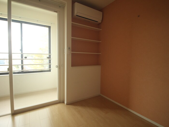 フラワーエンジェルⅡの物件内観写真