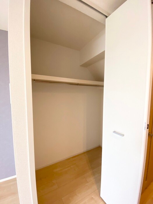 フラワーエンジェルⅡの物件内観写真