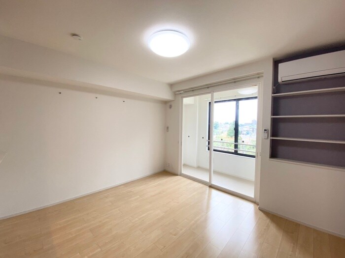 フラワーエンジェルⅡの物件内観写真