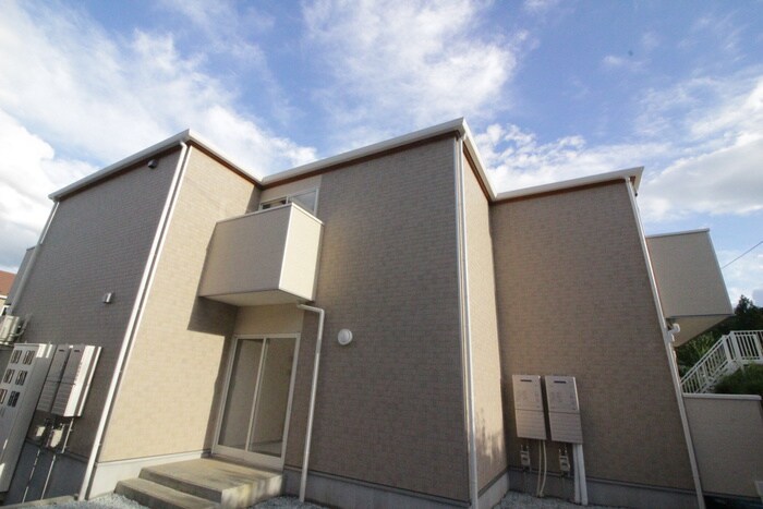 メリディアン国見壱番館の物件外観写真