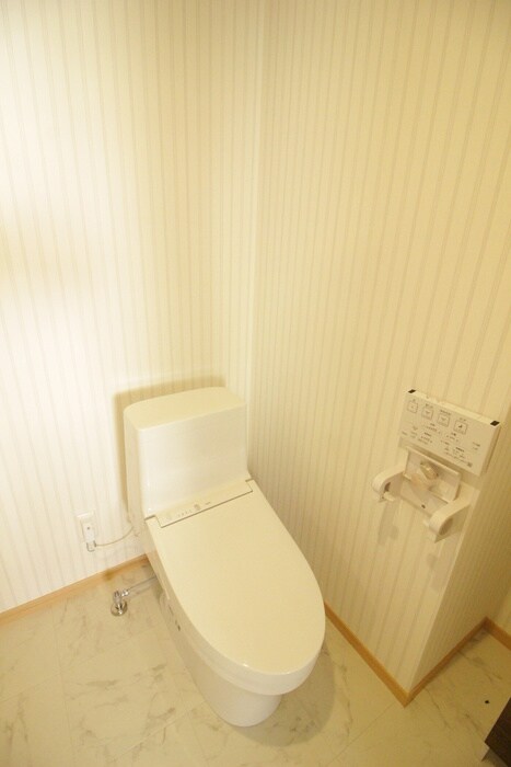 メリディアン国見壱番館の物件内観写真