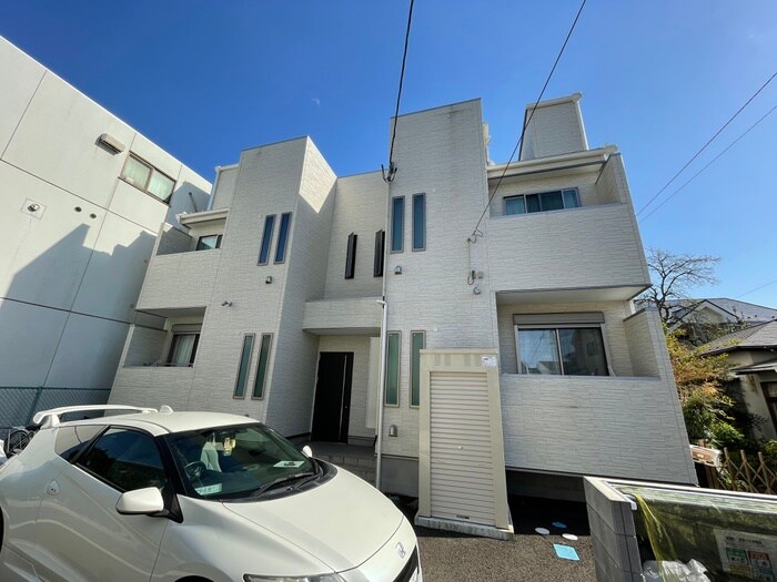 GRANDTIC　22の物件外観写真