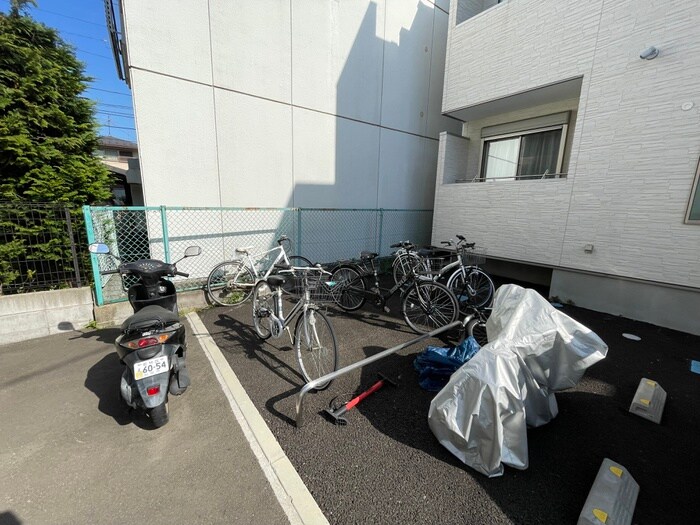 GRANDTIC　22の物件外観写真